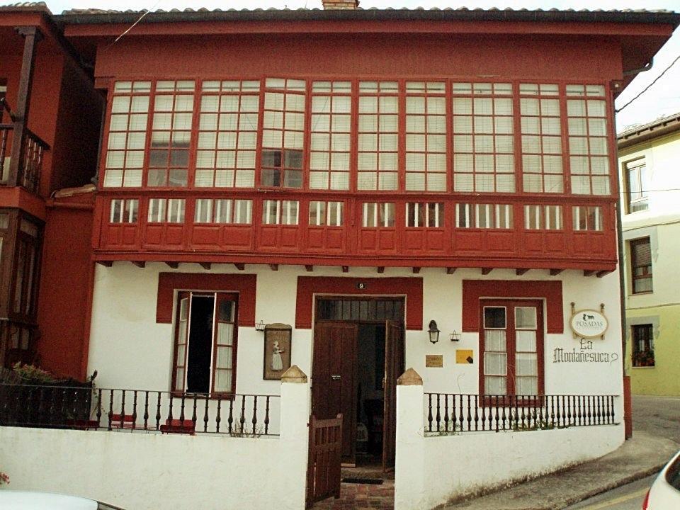 La Montanesuca Otel Comillas Dış mekan fotoğraf